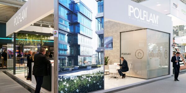 Nowe standardy w branży ekspozycyjnej. Jak wyróżnić swoją firmę na targach?