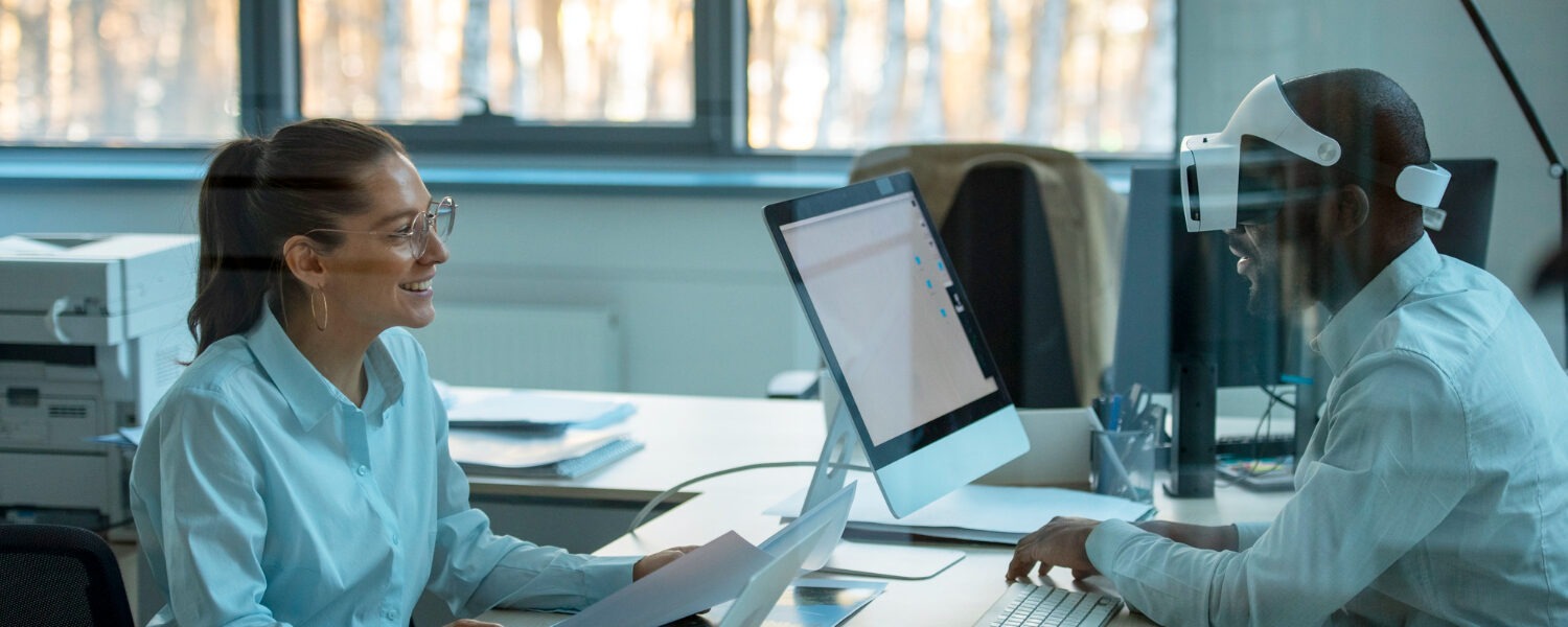 Rynek pracy za trzy lata. Co się zmieni i co zrobić zanim zmiany Cię wyprzedzą