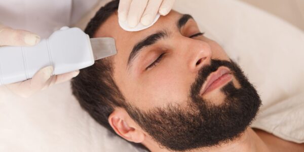 Zabiegi kosmetyczne dla mężczyzn - jakie warto wybrać?