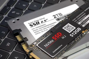 Dlaczego dysk SSD/HDD działa wolno mimo dobrego sprzętu – analiza problemów wydajności