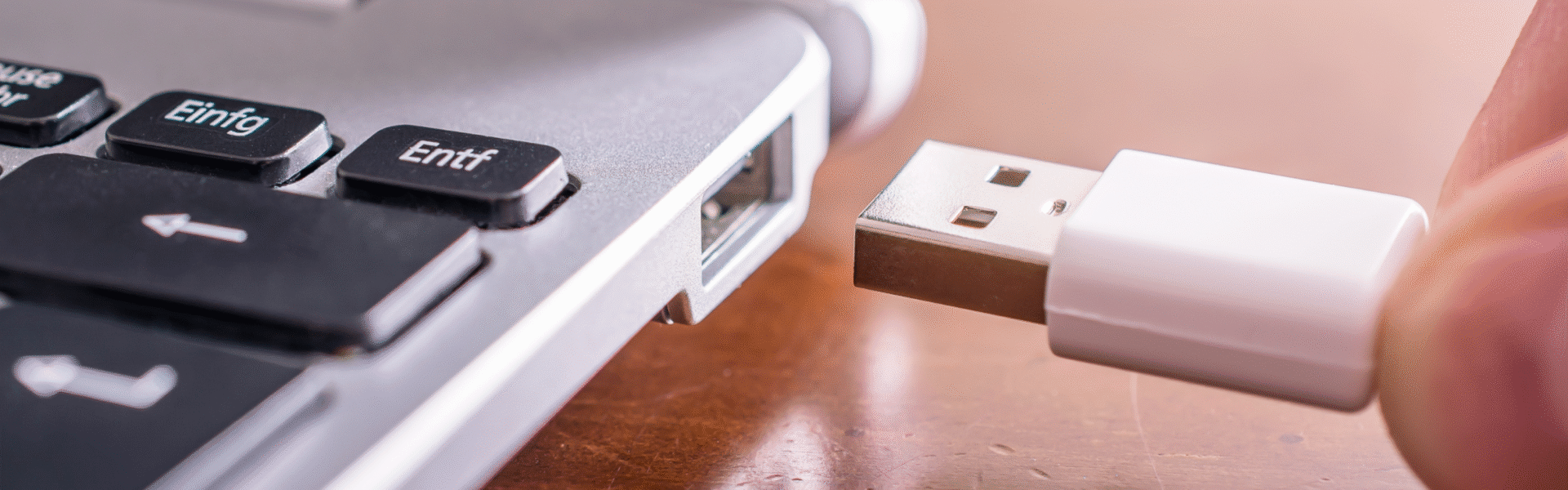 Dlaczego urządzenia (USB, GPU, dysk) działają niestabilnie? Problem sterowników i kompatybilności