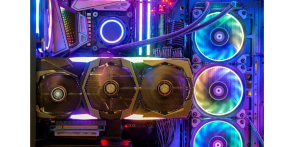 Dlaczego wentylatory w komputerze pracują głośno mimo niskiego obciążenia