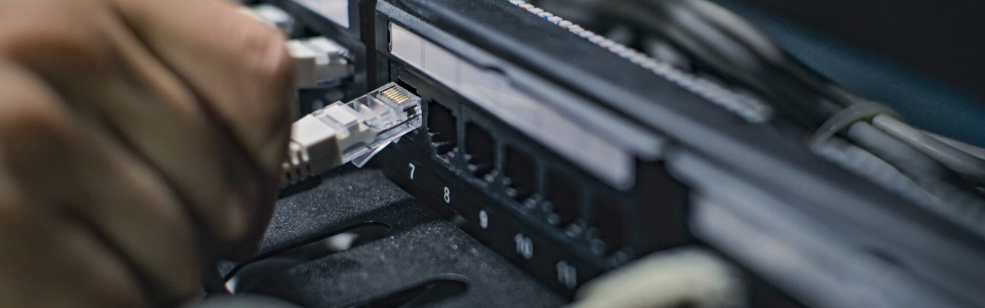 Jak dzielić sieć na podsieci (subnetting) na przykładzie 192.168.1.0/24