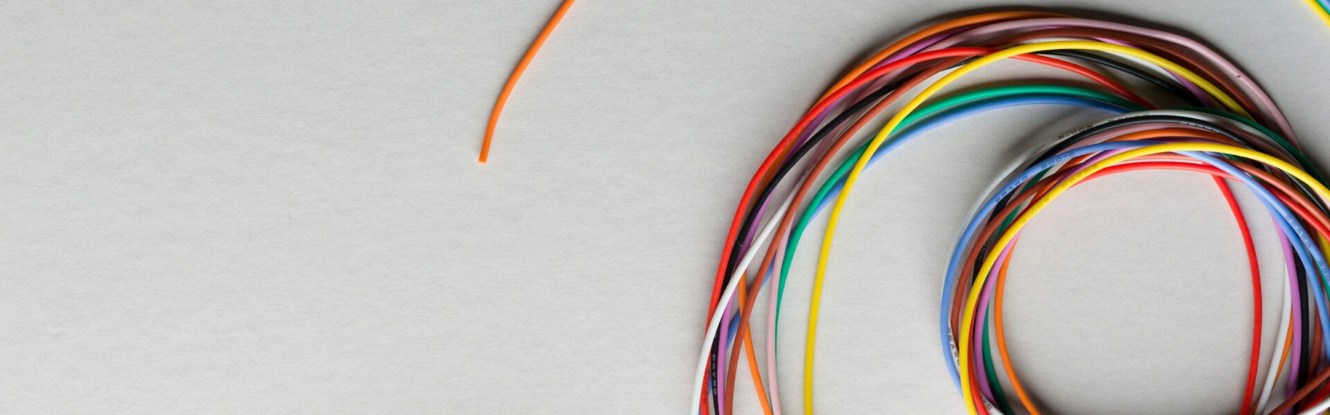 Profesjonalne wiązki kablowe – od projektu po produkcję