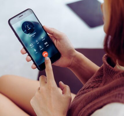 Jak sprawdzić czy telefon jest podsłuchiwany?