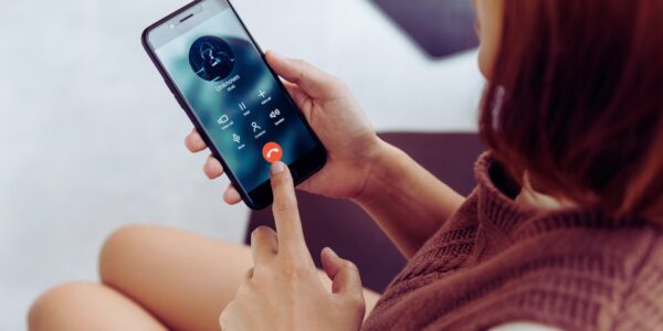 Jak sprawdzić czy telefon jest podsłuchiwany?