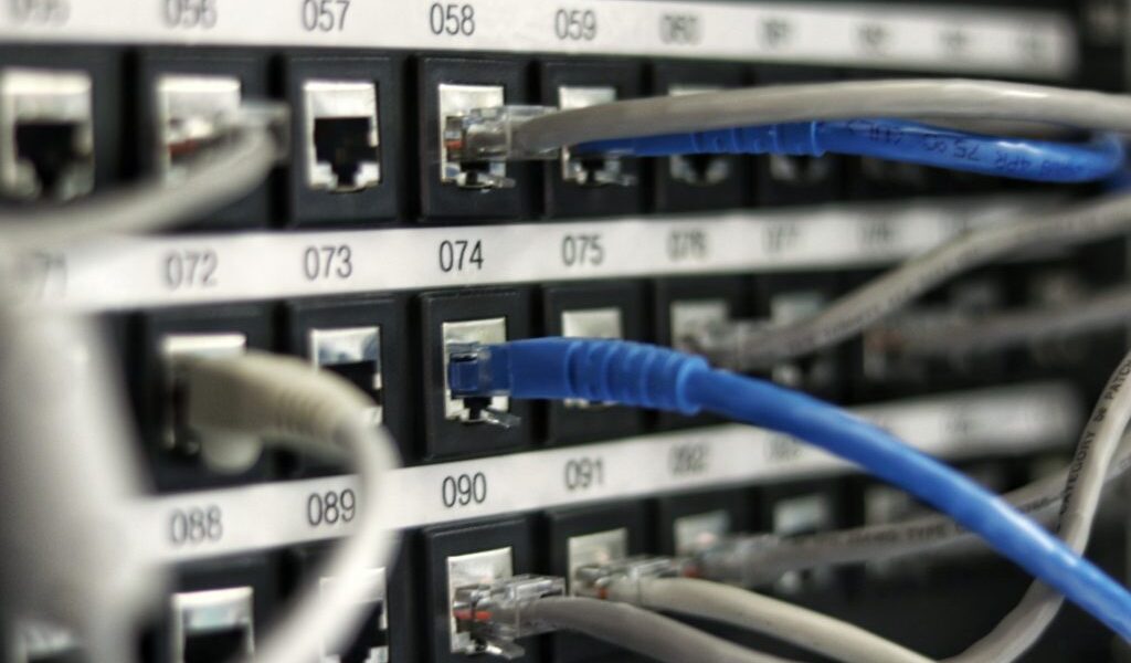BGP Route Reflector – skalowanie protokołu BGP w dużych sieciach