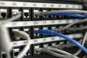 BGP Route Reflector – skalowanie protokołu BGP w dużych sieciach