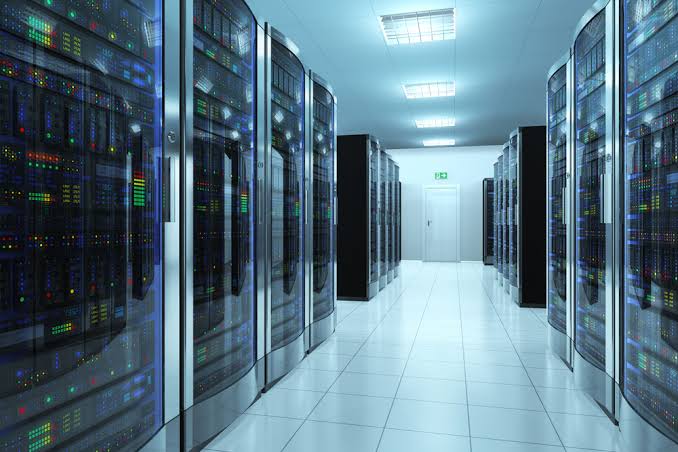 Dedicated Physical Server for E-Commerce: When Is Renting Really Necessary?