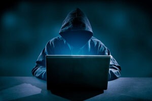 Darknet i analiza tożsamości – jak pseudonimy, styl pisania i ślady cyfrowe tworzą graf powiązań