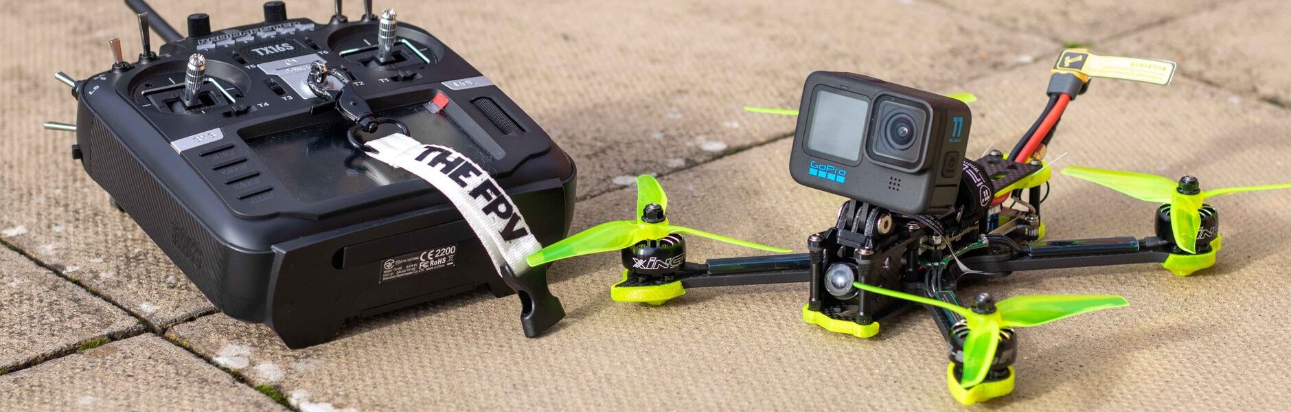 Dron FPV