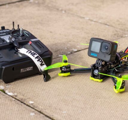 Dron FPV